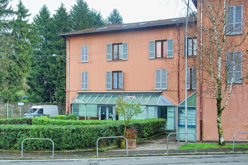 Victoria Hotels Carso Camnago Volta Luaran gambar