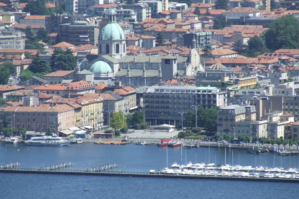 Victoria Hotels Carso Camnago Volta Luaran gambar